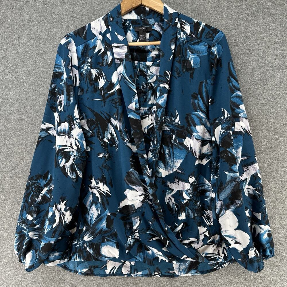 Alfani Woman Blouse Plus Size 22W Turquoise Floral Wrap Front Elastic Sleeve Top